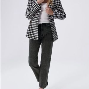 ZARA black mom jeans (Size 28/6)